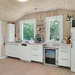 1 Bedroom Beautiful In *